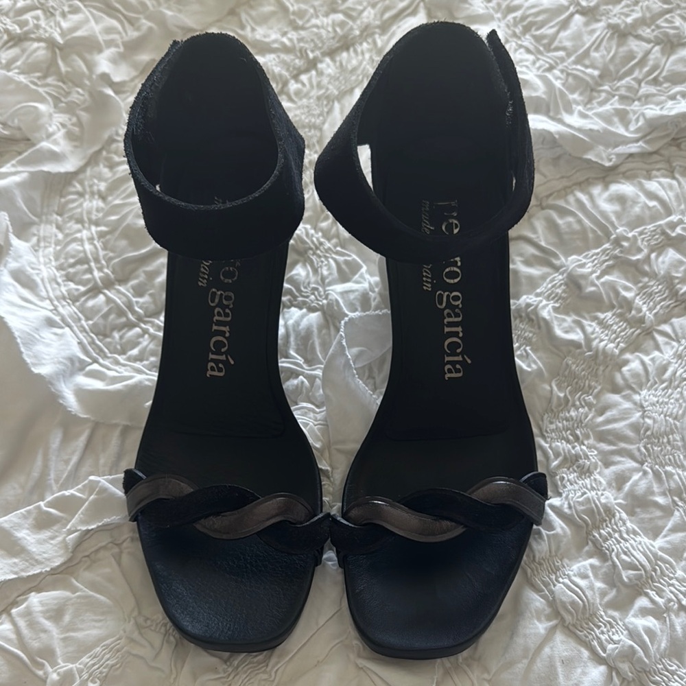 Pedro Garcia Black and metallic gray Women's Heels